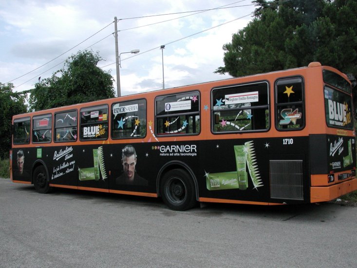 Autobus GARNIER/Blue Line - Clicca l'immagine per chiudere