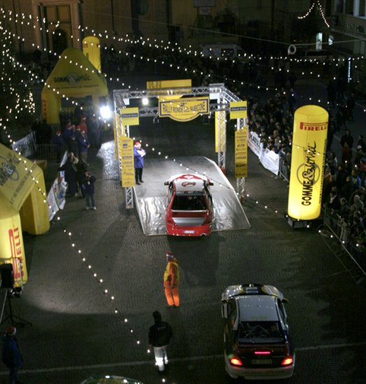 ALLESTIMENTI per RALLY e GARE SPORTIVE - Clicca l'immagine per chiudere